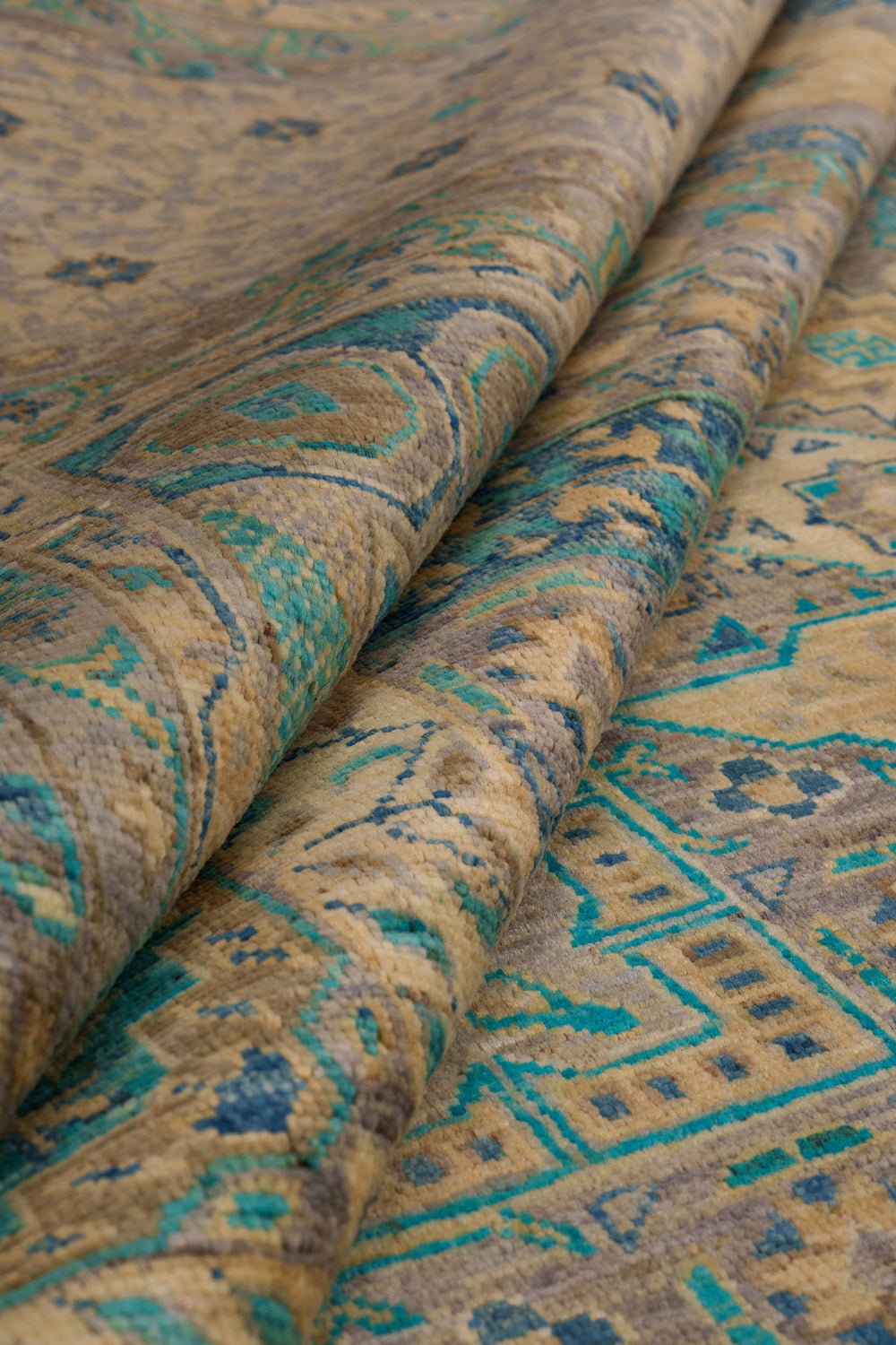 Teal & Ivory Mamlouk Classic Oriental Rug