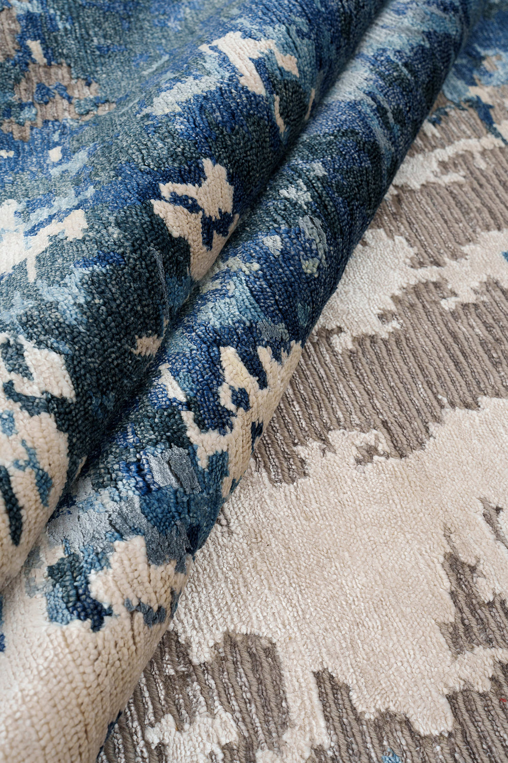 Mubeen Contemporary Rug