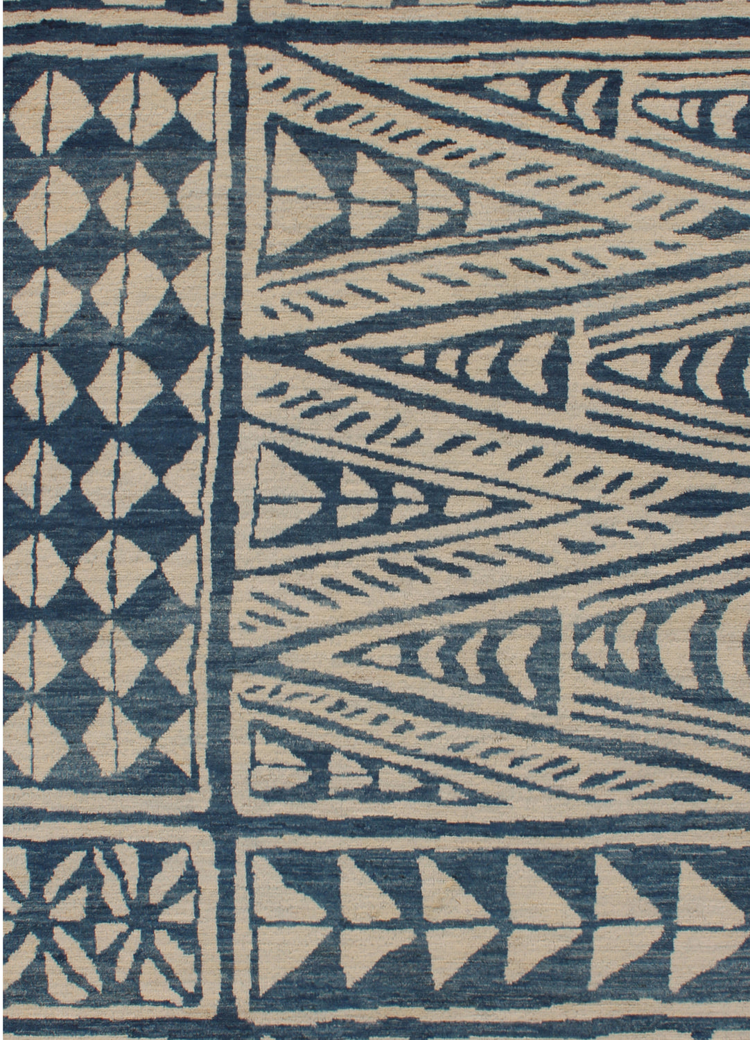 Fawziya Geomatric Pattern Blue Rug
