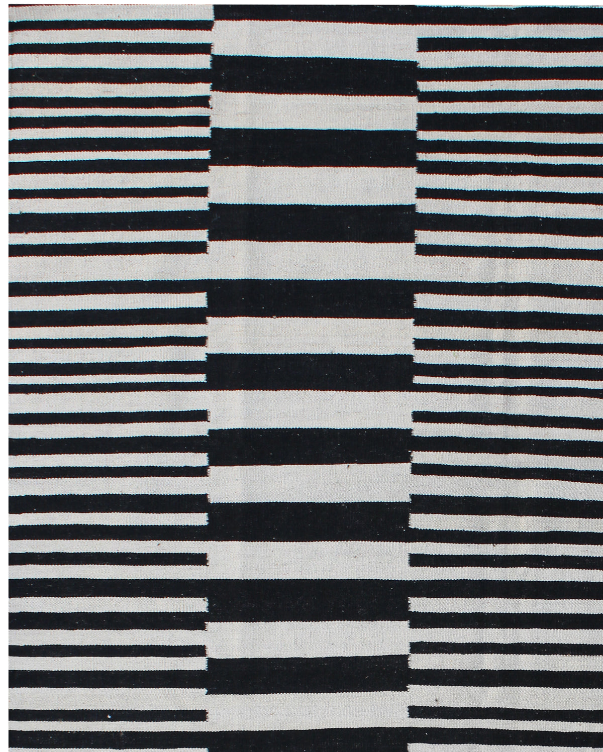 Sara Modern Black/Beige Kilim