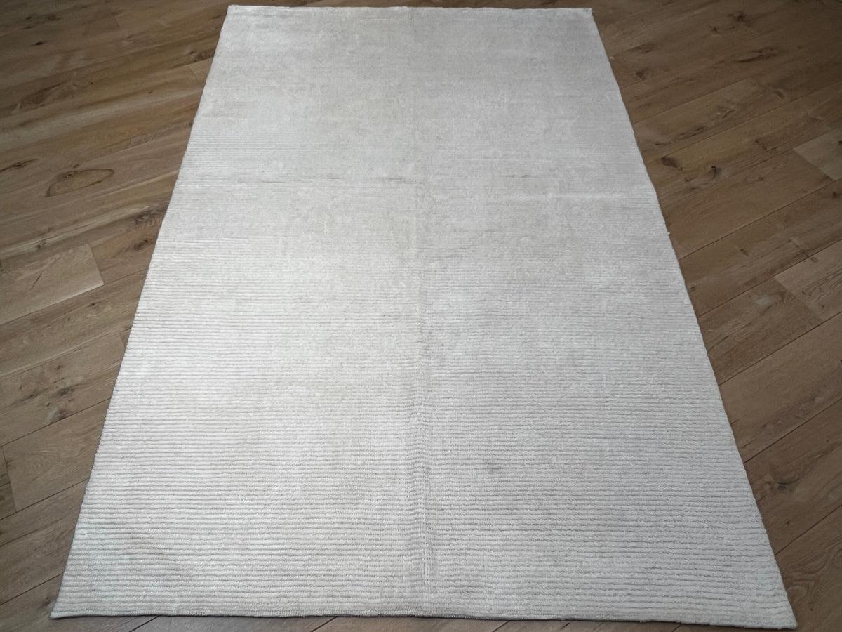 Zainab Contemporary Rug