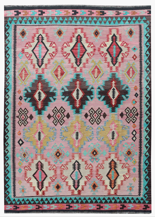 Zahhak Classic Kilims