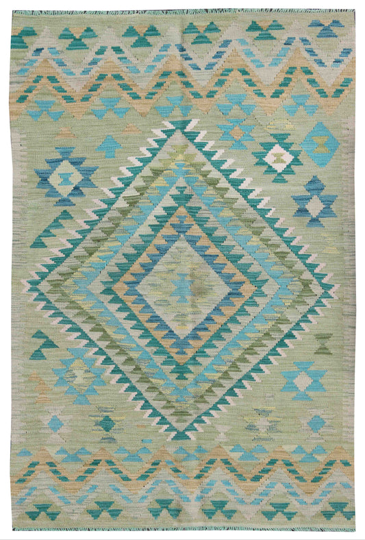 Zurvan Classic Kilims