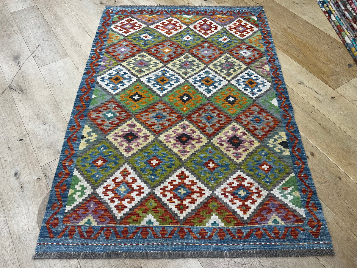 Shahrbanoo Classic Kilim