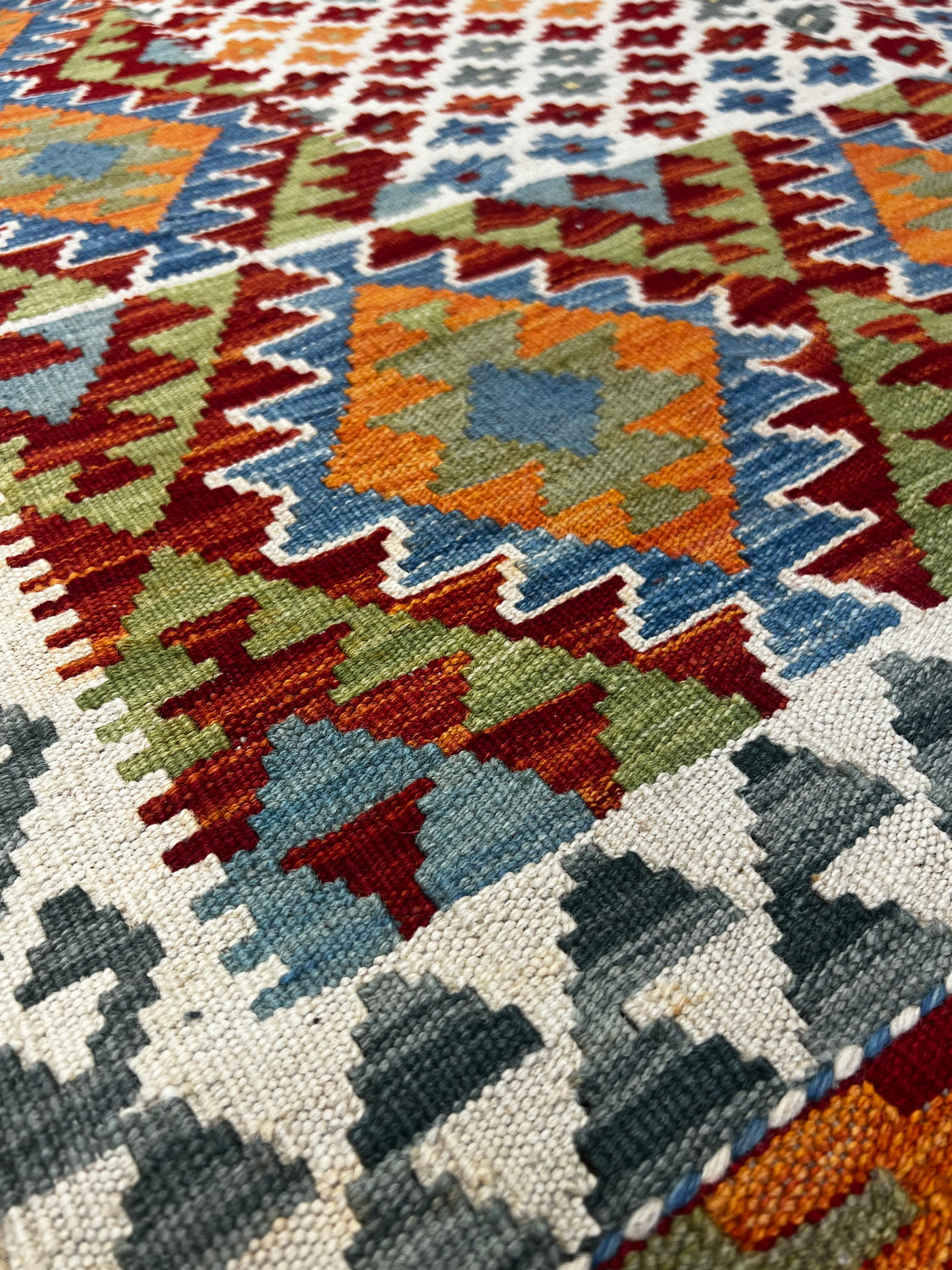 Soroush Classic Kilim