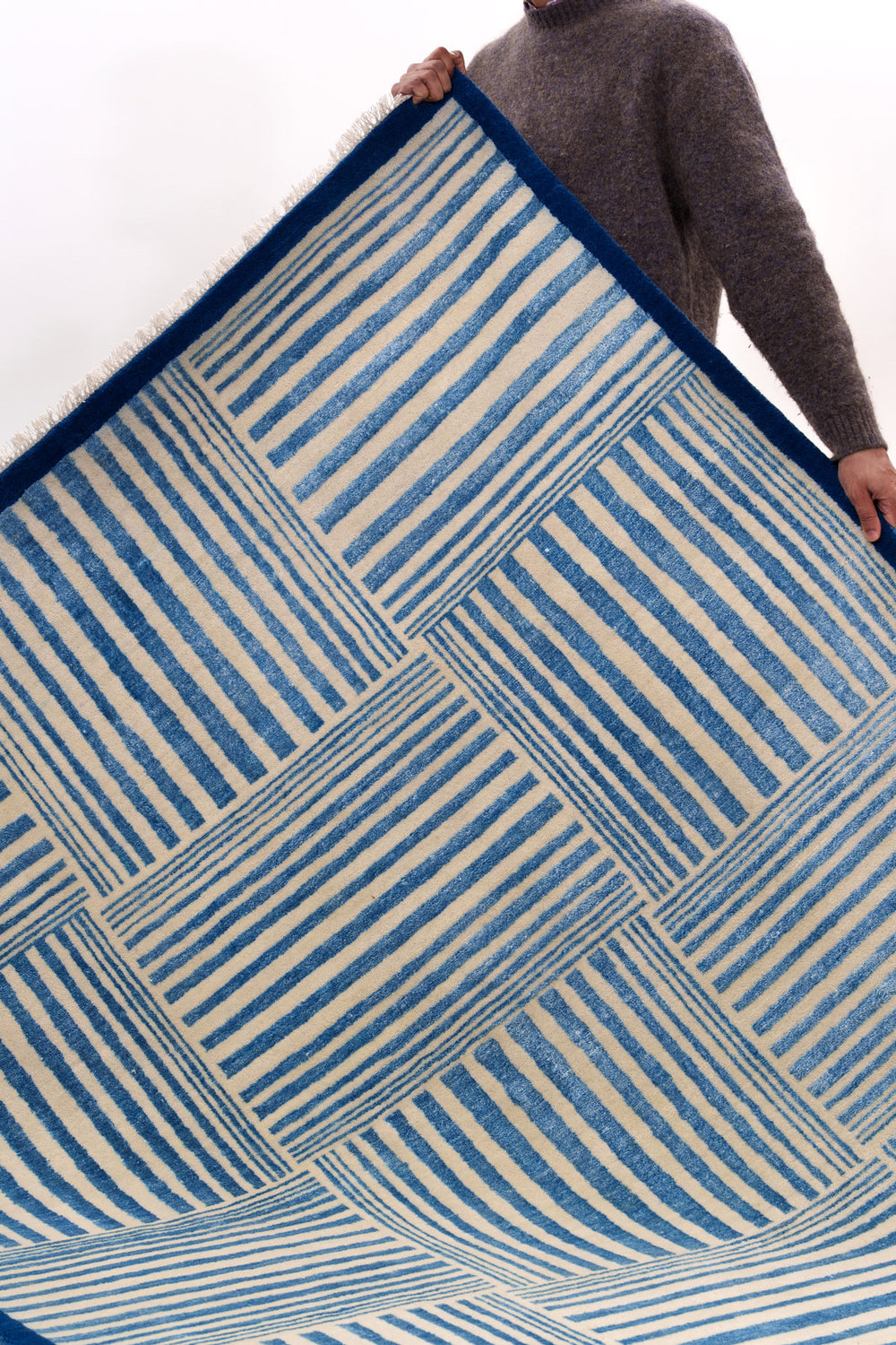 Basmah Contemporary Rug