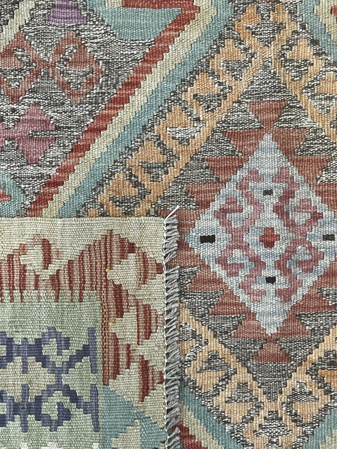 Elahe Classic Kilim