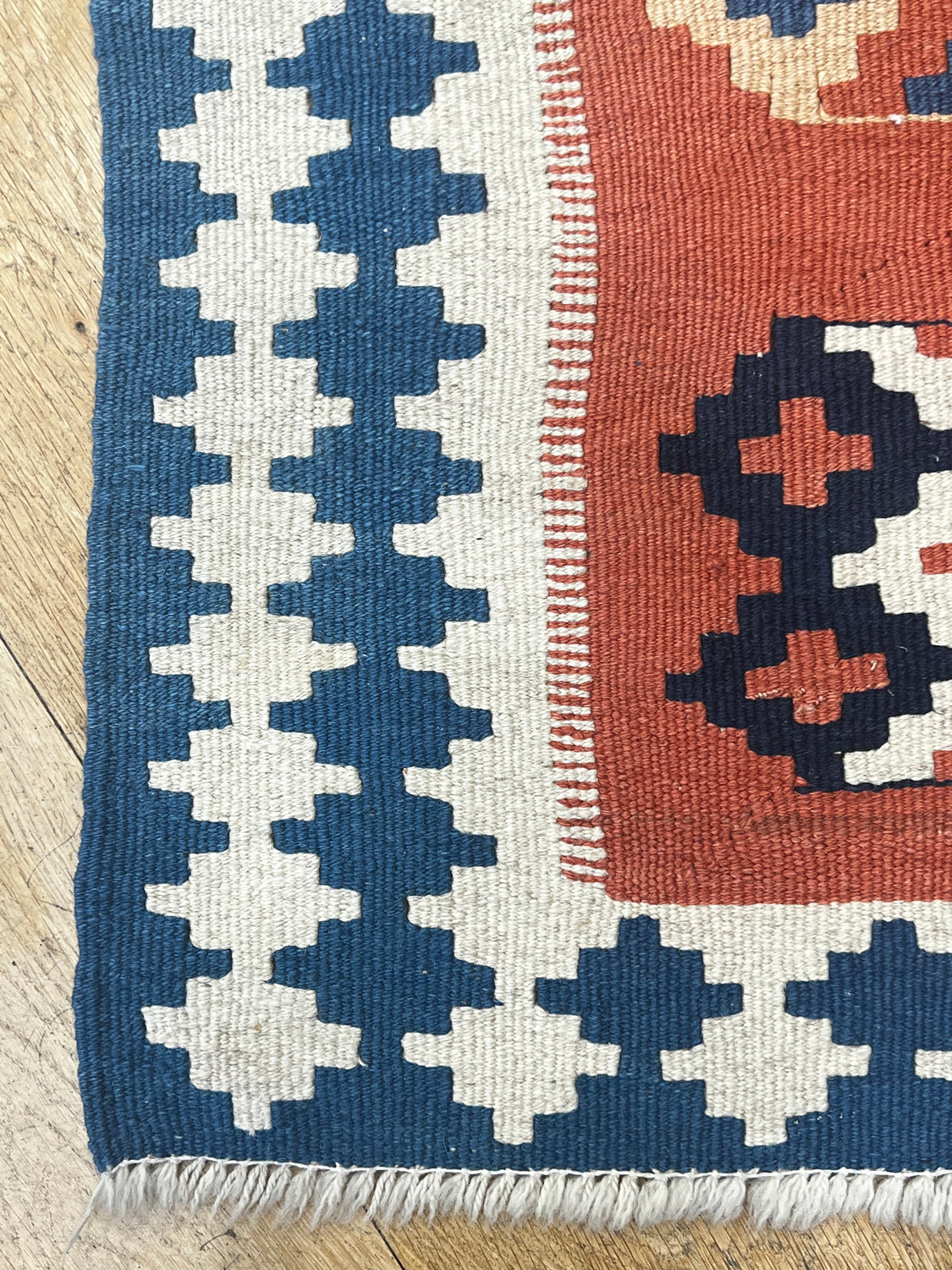 Ava Classic Kilim