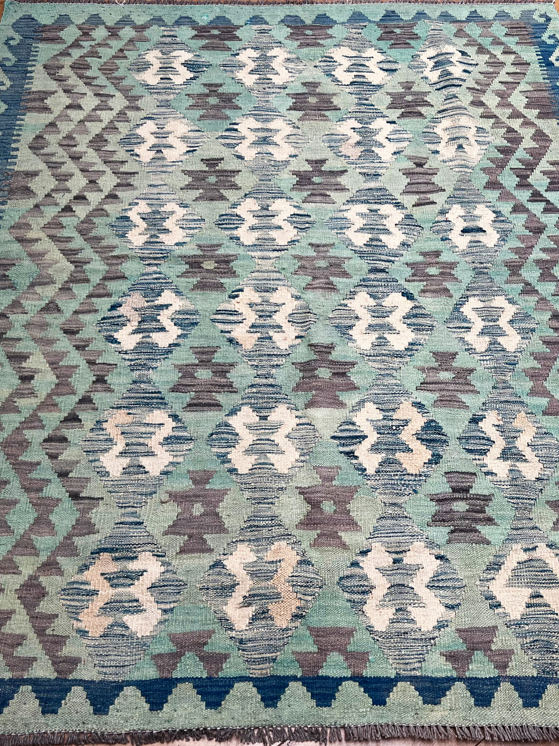 Sehrish Classic Kilim