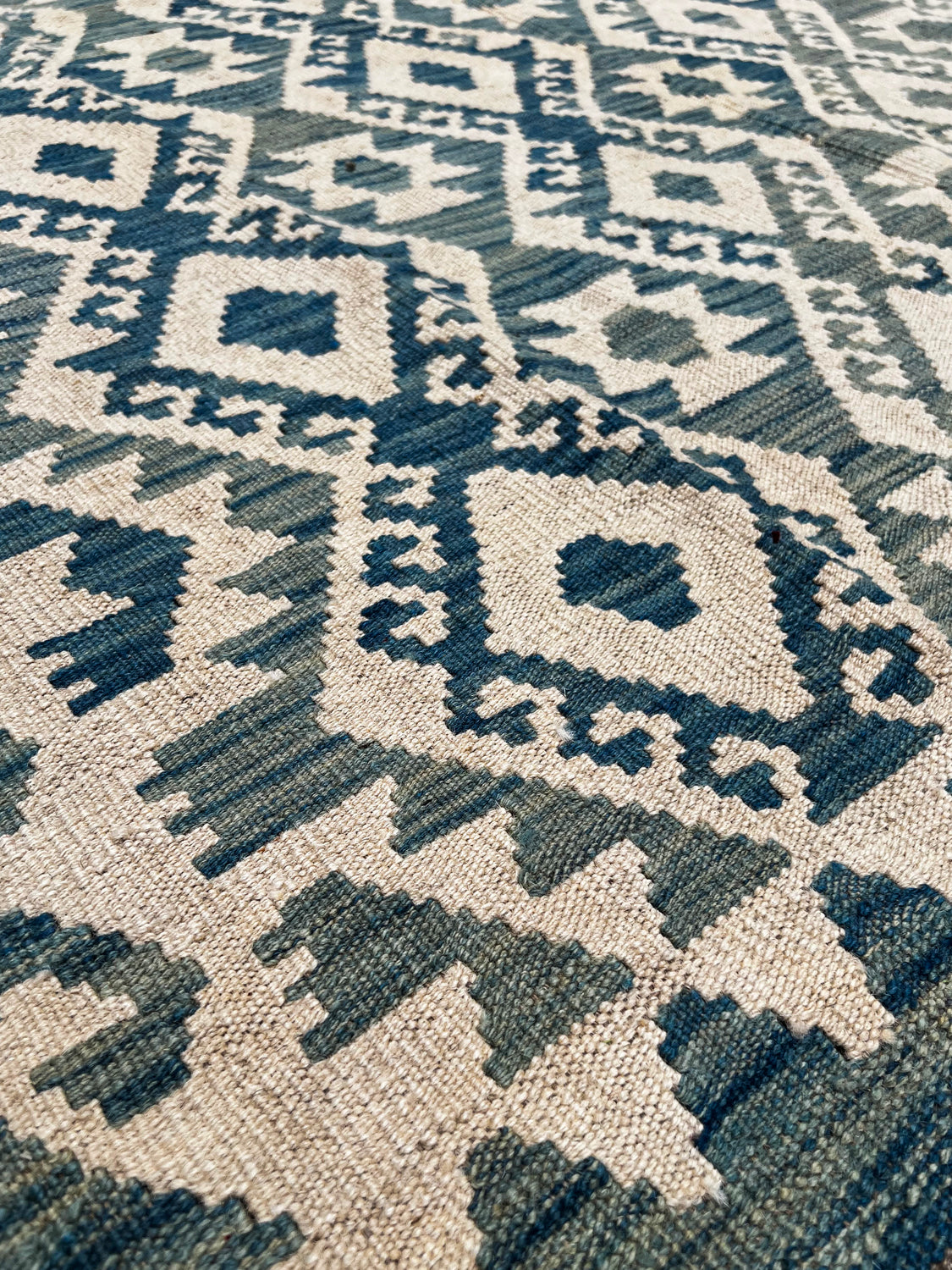 Gul Classic Kilim