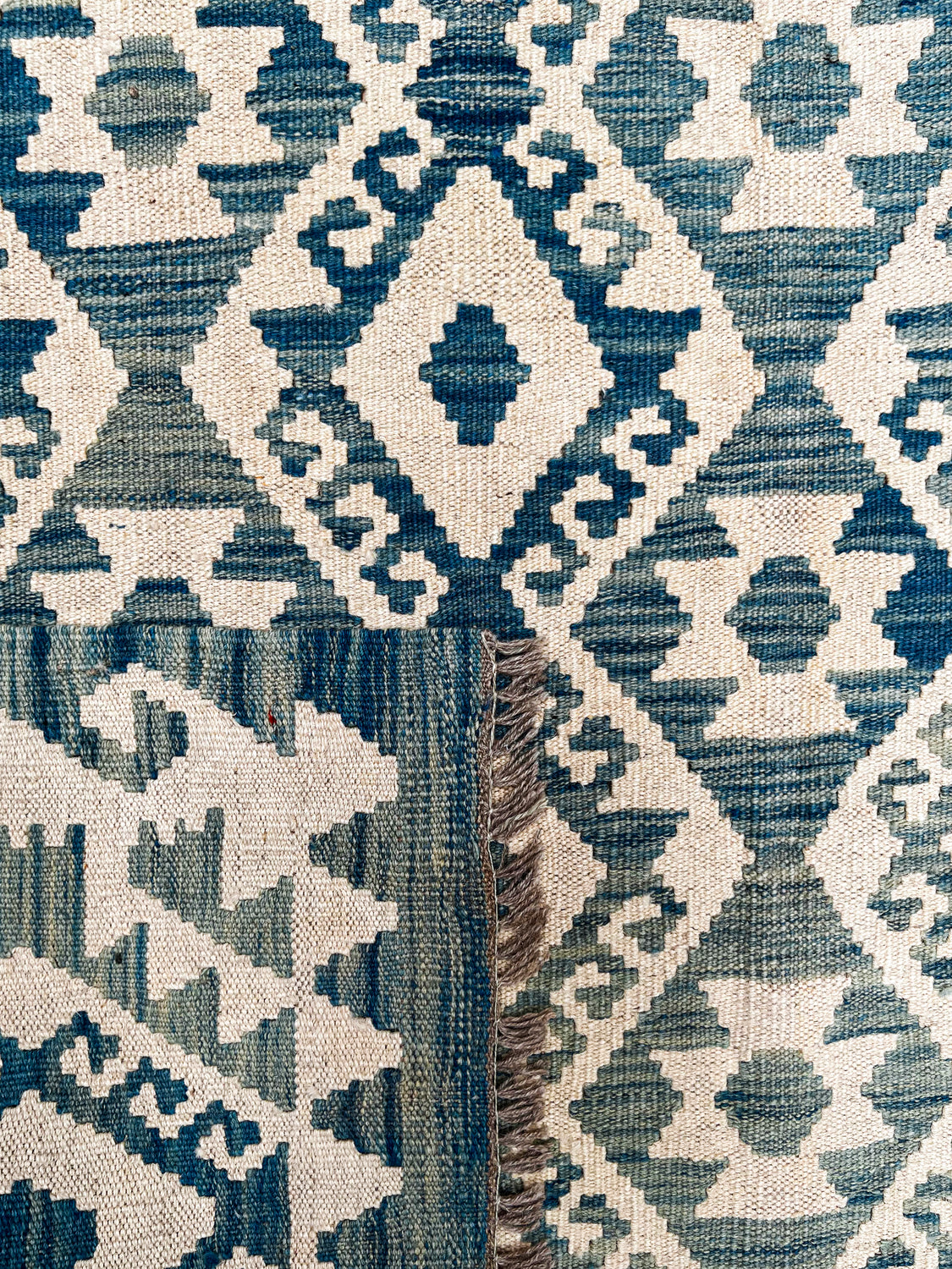 Gul Classic Kilim