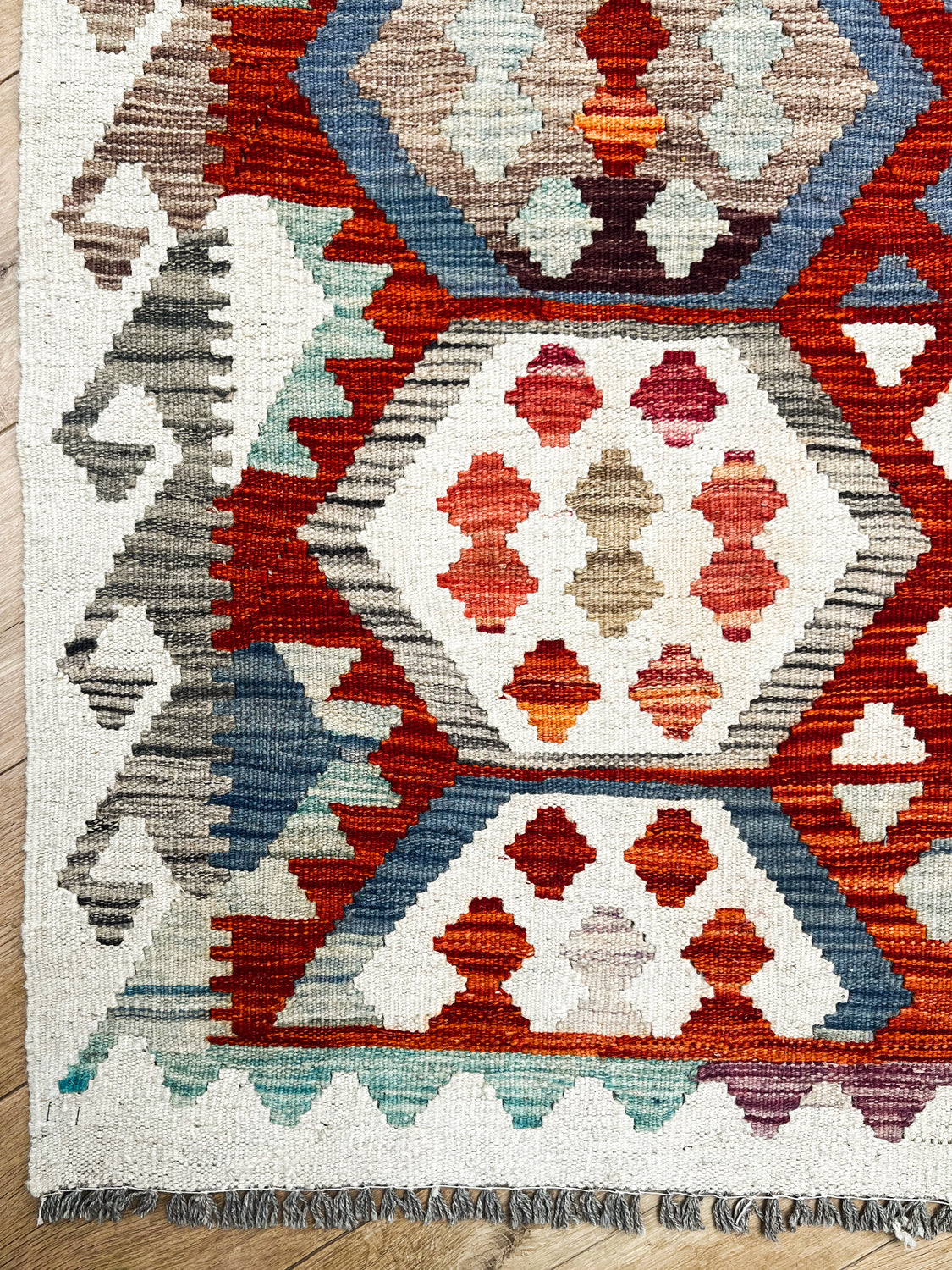 Maira Classic Kilims