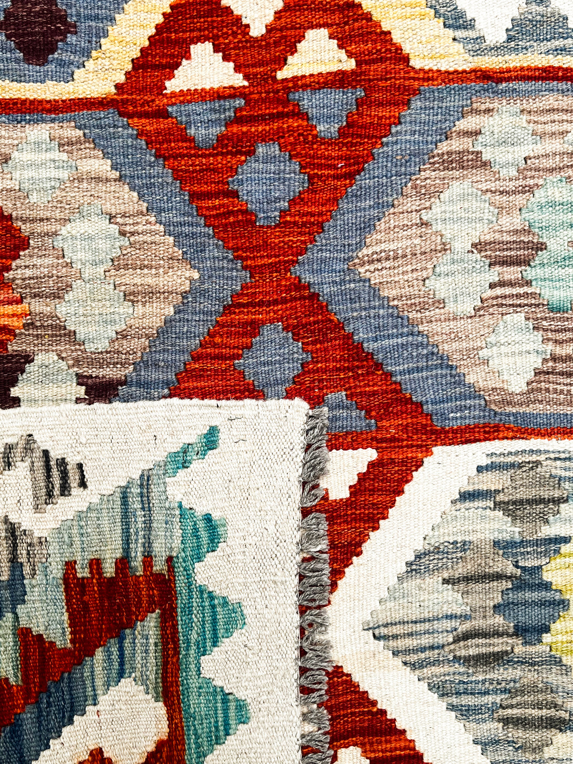 Maira Classic Kilims