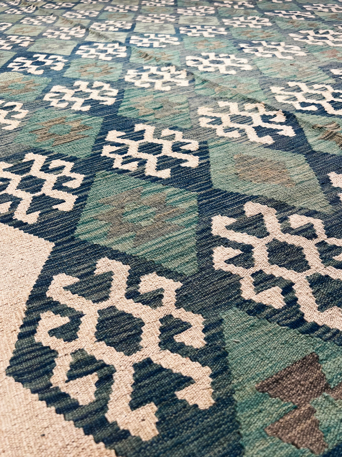 Rushna Classic Kilim
