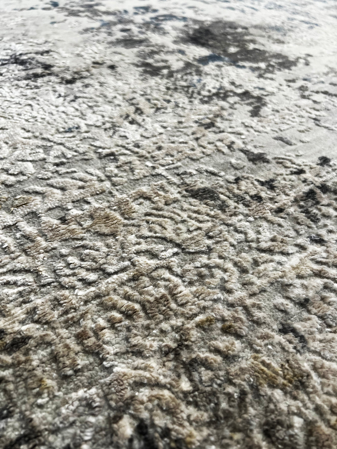 Bareera Contemporary Rug