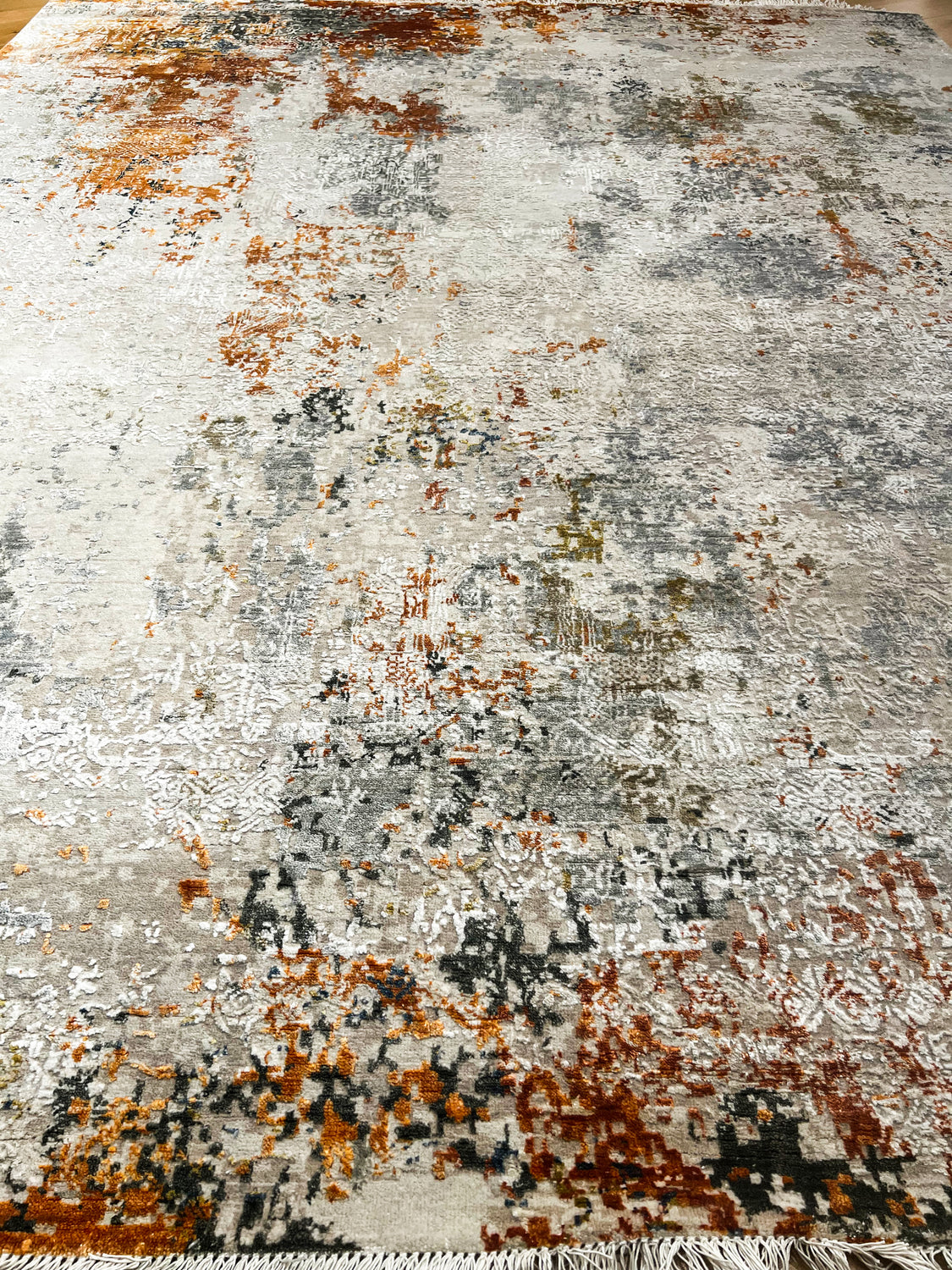 Rukhsana Contemporary Rug