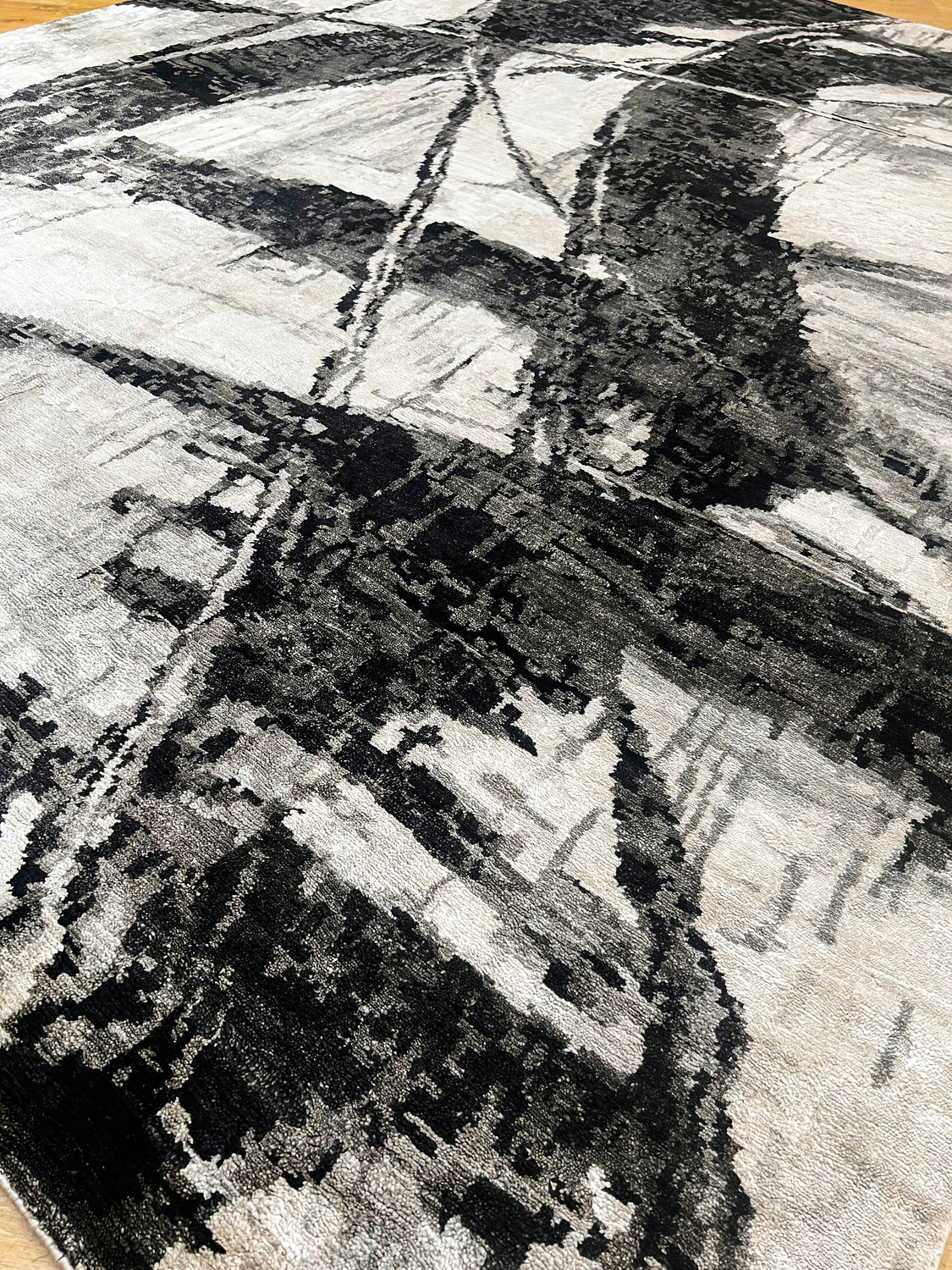 Mahi Contemporary Rug