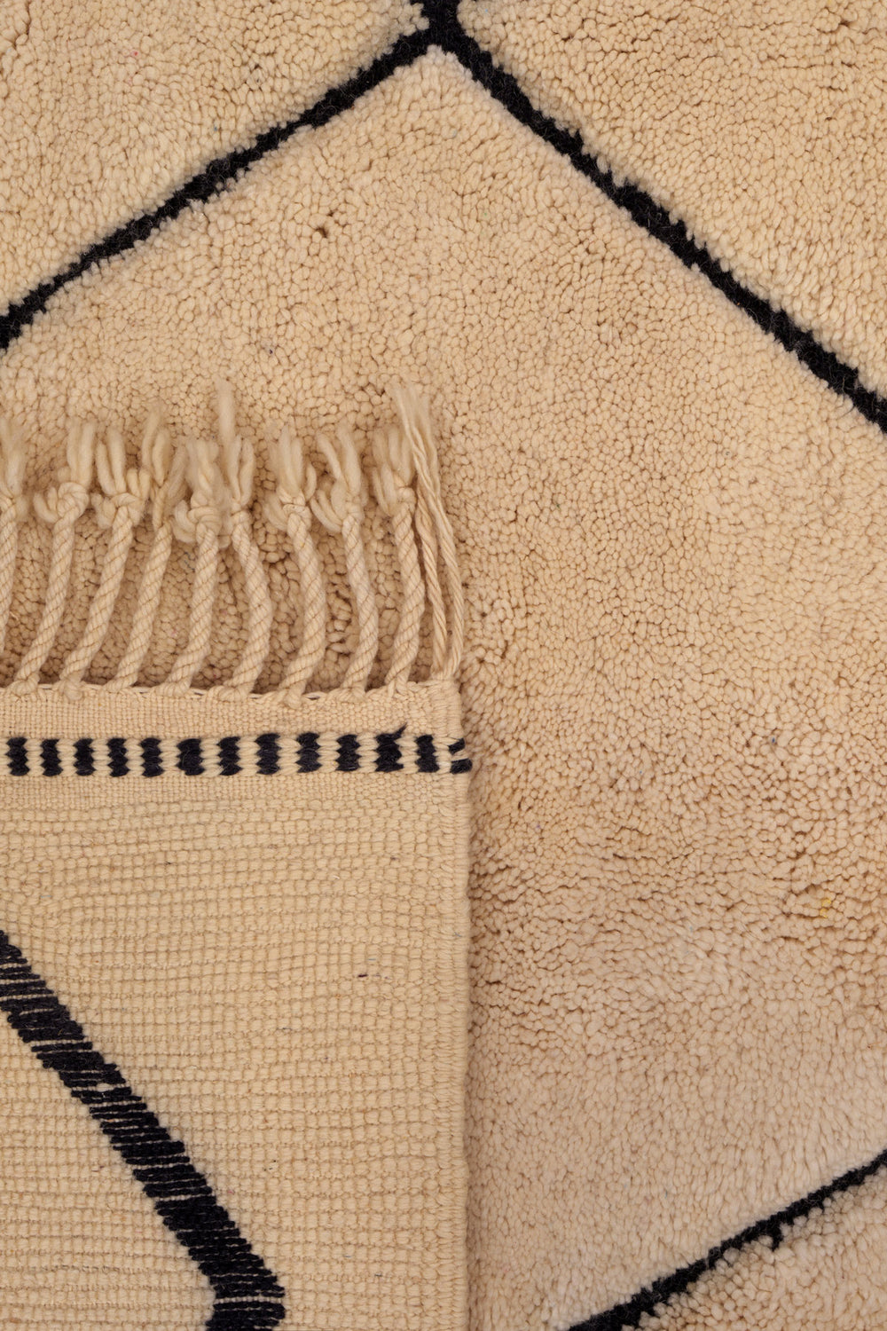 Ivory Rolled Berber Natural Wool Rug