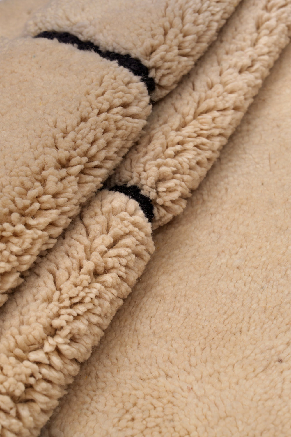 Ivory Rolled Berber Natural Wool Rug