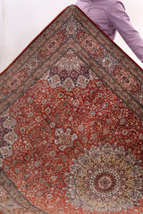 Red & Gold Extra Fine Chinese Silk Rug