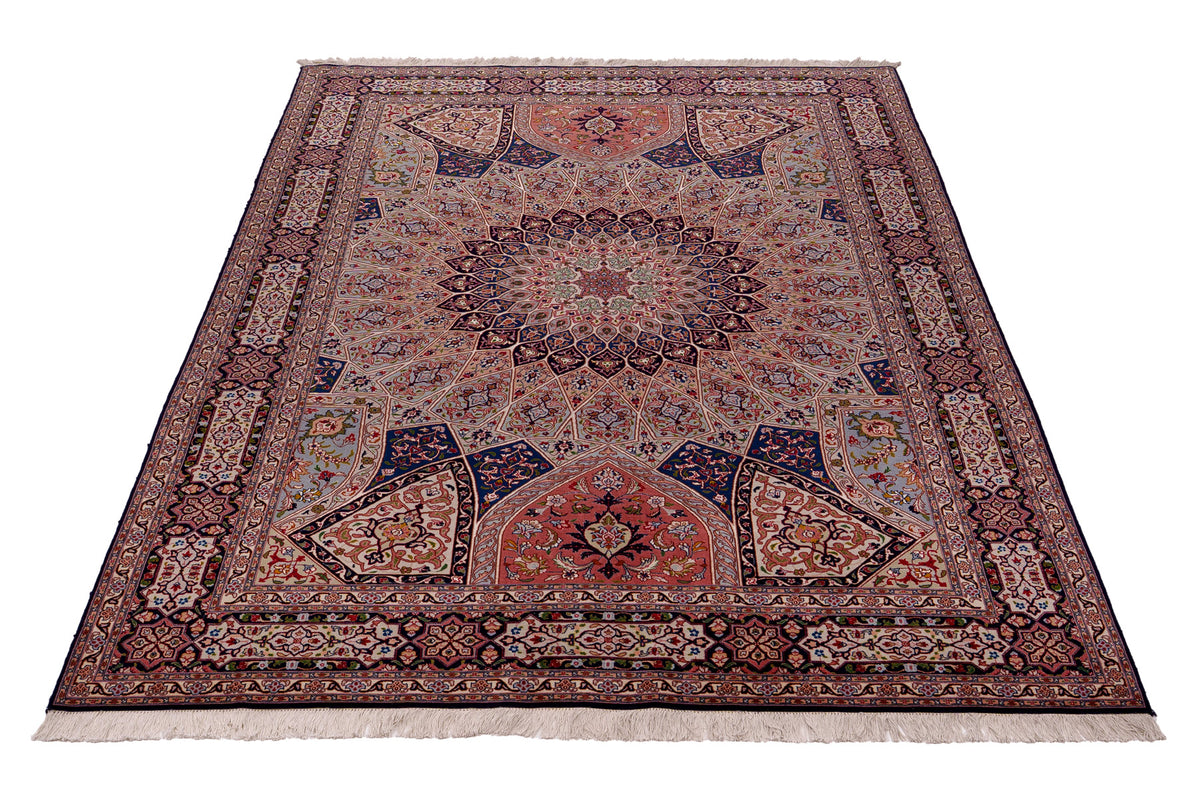 Silk Tabriz Gum-bad Traditional Persian Rug