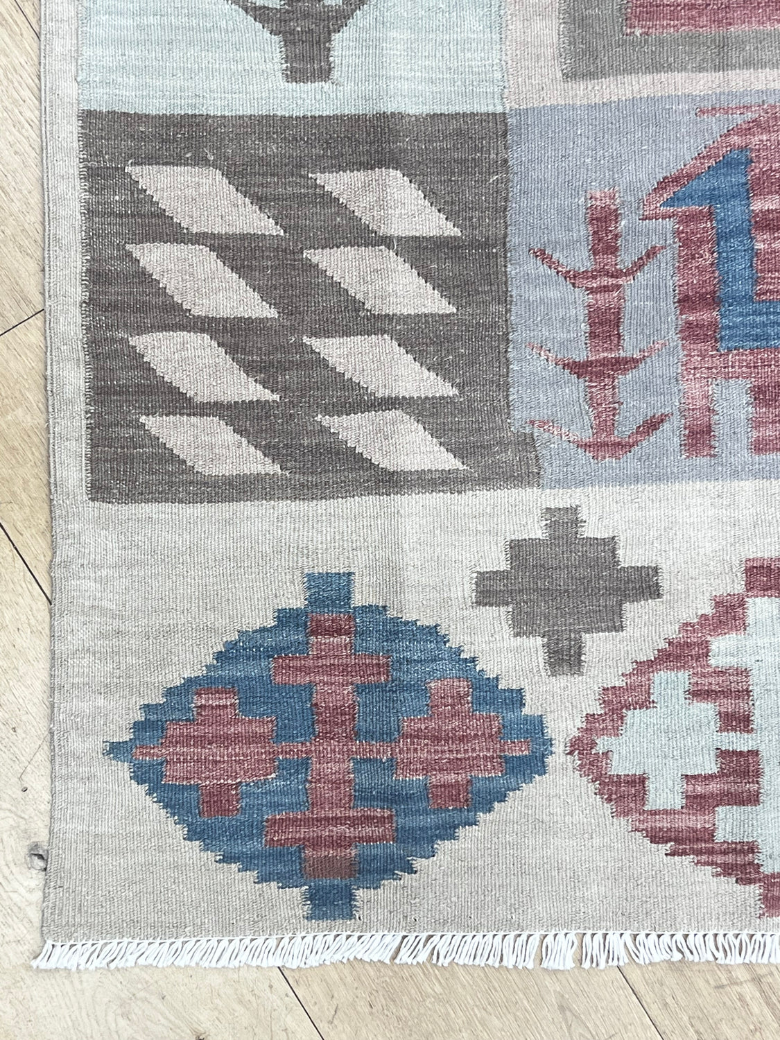 Sogand Contemporary Kilim