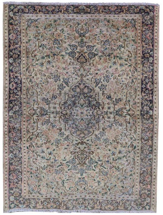 classic-vintage-rug-142x88cm